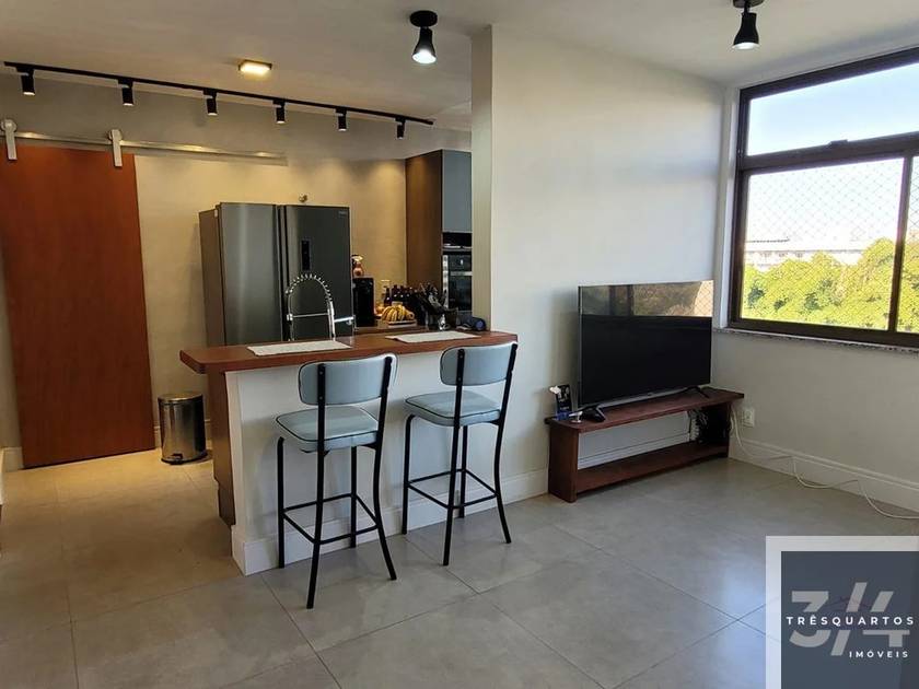 Foto do anúncio de imóvel Apartamento. Padrão SQS 312 | 3 Quartos | 2 Suítes | 70m² Reformado e Moderno