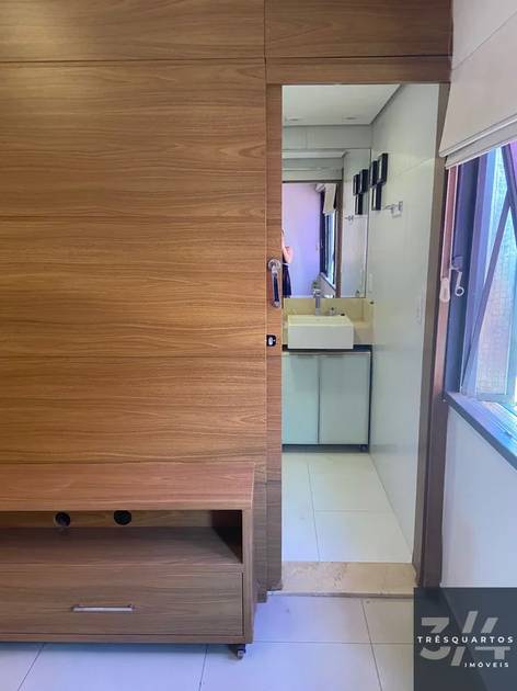 Foto do anúncio de imóvel Apartamento. Padrão SQS 414 | 3 Quartos | 1 Suíte | Reformado e Planejado | Com Elevador