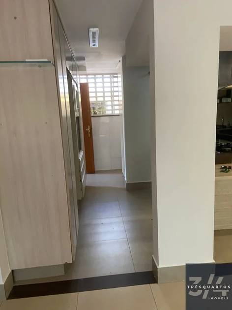 Foto do anúncio de imóvel Apartamento. Padrão SQS 414 | 3 Quartos | 1 Suíte | Reformado e Planejado | Com Elevador